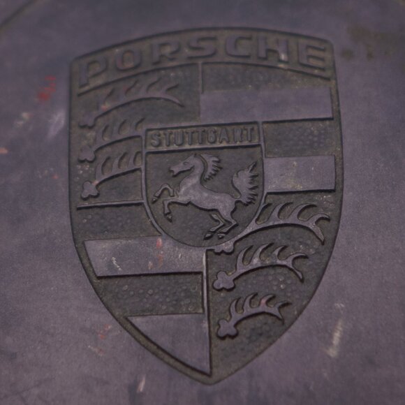 Porche Wheel Center Cap - Picture 10 of 10